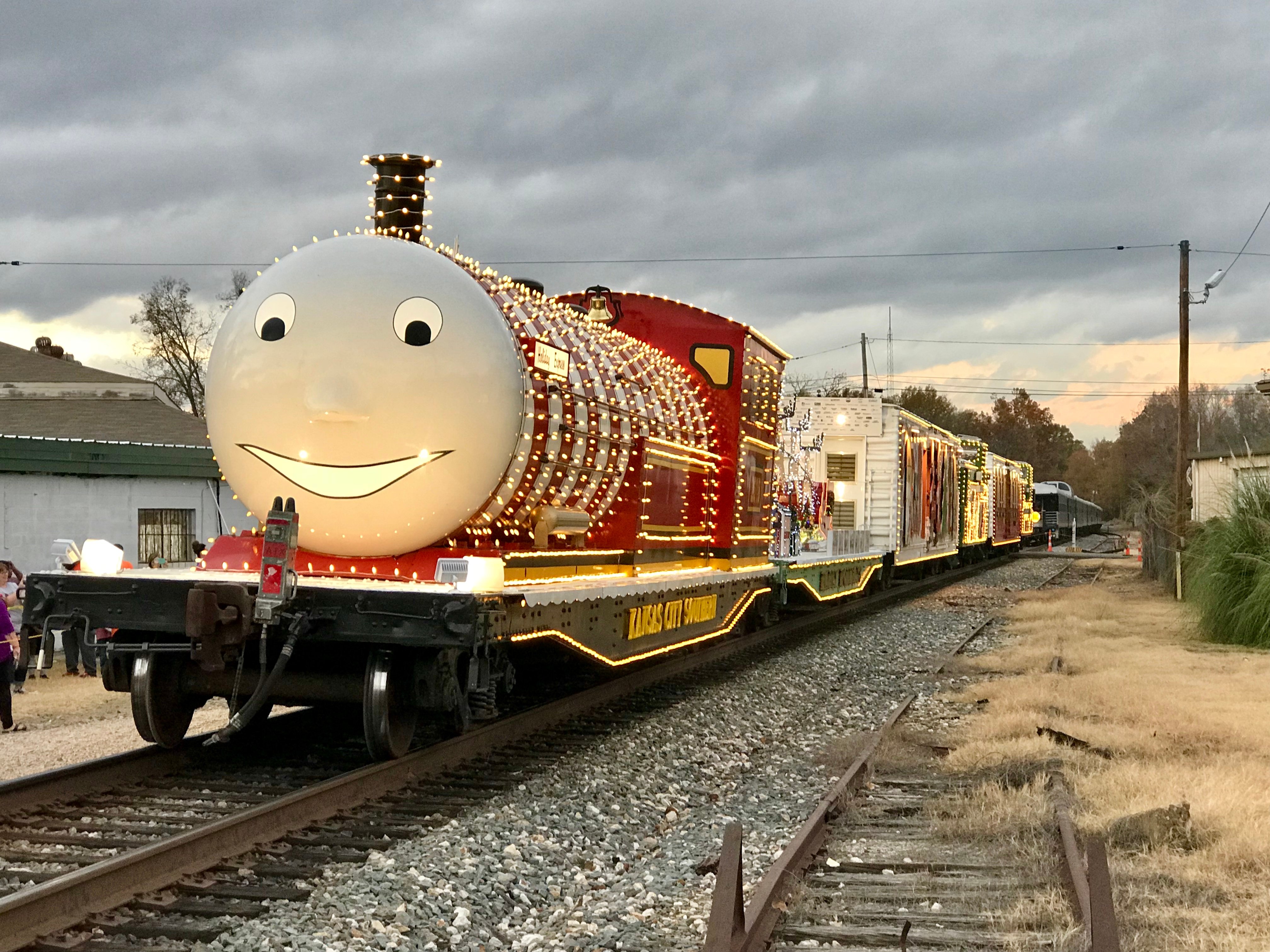 KCS Holiday Express returns to the rails; Kicks off fundraising for the